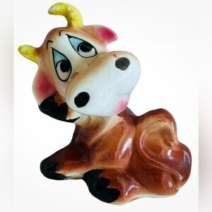 Vintage KITSCH Decor Anthropomorphic Ceramic Cow 2.5" Salt/Pepper Shaker Japan